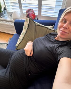 Sigurbjörg Alma Ingólfsdóttir Instagram - March photo dump 📸☺️filming, baby, up-cycling, writing a new tour, eating cupcakes, getting lots of new hairs that stick out, spring time and bump 🤰🏼♥️🥰