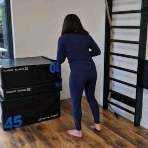 Silke Kayedelen Instagram - "Stufe für Stufe zur Perfektion - Meistere des Yop-Chagis!"

"Mit jedem Schritt und jeder Stufe näher an der Perfektion. Die Kunst des Yop-Chagis im Taekwondo erfordert nicht nur Flexibilität, sondern auch Präzision und Kontrolle. 🌟 Bleib fokussiert und arbeite an deiner Technik - die Reise ist genauso wichtig wie das Ziel!

Outfit @Winshape.fashion
 #Taekwondo #Chagi #MartialArts #Progress #Flexibility #Determination"
#silkekayadelen #silke_kayadelen