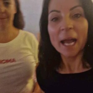 Silke Kayedelen Instagram - Meine liebe Freundin @stefanialettini hat ein ganz tolles Buch rausgebracht: “Amore per Gusto – Meine italienische Küche” Sie war auch Diejenige, die alle Bilder für mein erstes #dasbikinibootcamp Buch  gemacht hat und nicht nur das. Sie hat mir auch viel bei den Rezepten geholfen. Weiter hat sie in Düsseldorf einen wirklich tollen italienischen Feinkostladen #Lettinis .... und nicht nur das. 
Sie ist auch im #ZDF bei #vollekanne regelmäßig zu sehen und verzaubert alle mit ihrer mitreißenden Art und ihren tollen Rezepten.
Danke liebe Stefania für das tolle Buch und deiner tollen Widmung ❤️❤️❤️