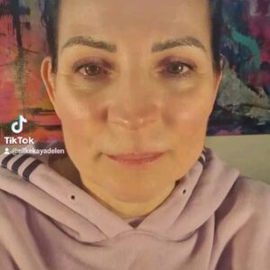 Silke Kayedelen Instagram - Abnehmen ohne hungern? Geht das? Ja! Wie? Emotionale Gründe erkennen und an den Emotionen arbeiten

#SilkeKayadelen #silke_kayadelen #personaltraining #personaltrainer #velbert