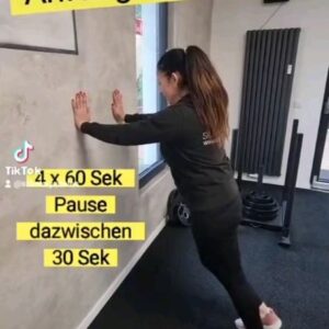 Silke Kayedelen Instagram - #Anfängerworkout
#beginner #abnehmen 
#SilkeKayadelen
#silke_kayadelen