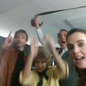 Silvia Kutika Instagram - Cuando la funcion salio liiinda y la sala esta llena,se produce esto😂