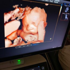 Silvia Kutika Instagram - Les presento a Faustino!Nuestro primer nieto.Pura emoción.❤