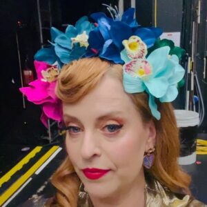 Silya Nymoen Instagram - Har hatt en magisk kveld i operaen!🦄 Tusen takk for tilliten @operaen_ , @oslopride og NRK! Superstas å få være medprogramleder med @nomanmubashir på @oslopride sin 50 års bursdagsfest og spille «Don’t Dim My Light» med @nrkkork 🤩❤️🥳
Og så mange utrolig fine og ulike artister og et fabelaktig publikum! For en gave☺️
Konserten sendes på NRK 29.juni 👯‍♀️🥰 🎻
Happy Pride🌈❤️🏳️‍🌈
