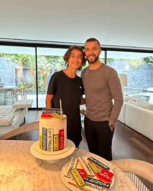 Simão Sabrosa Instagram - Parabéns meu amor Guigo “Ganda Estilo” 😂 14 anos de um menino meigo, doce e um grande companheiro de viagem! Love You meu rezinga com pele de golfinho. Happy Birthday ❤️