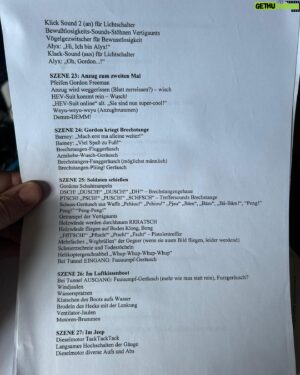 Simon Krätschmer Instagram - Half Life in 60 seconds in Textform (danke @bobgod fürs Konservieren)