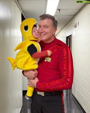 Simon Pryce Instagram - Not to alarm you but there is a baby shark on the loose… He could be lurking in a hallway near you. 🦈
His last known whereabouts was…
➡️ chasing down a yellow wiggle
And
➡️ trying to eat a red one. 😬

If found, please approach with caution… He is known to dance like an uncontrollable skeleton and kiss with an open mouth (he’s not overly covid safe 😉)

HAPPY HALLOWEEN EVERYONE! 🎃🎉💀🕺🏼

#halloween #halloween2022 #babyshark #happyhalloween #halloweencostume #dressup #canada #vancouver #thewiggles