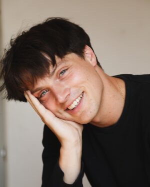 Simon Rérolle Instagram - photos tah l’acting