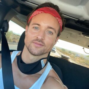 Simon Sherry-Wood Instagram - Enjoying the quiet abyss between Christmas and NYE. 
Oh hey 2021! What’s good? ❤️ #newyearnewhahaha