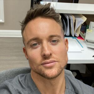 Simon Sherry-Wood Instagram - Happy Monday Day! ❤️ #hello2020