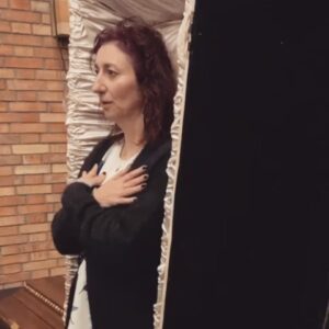 Simona Babčáková Instagram - Po té, co jsem se dozvěděla, že nemohu v sobotu tančit, ani přes týden trénovat. Po tom minulém týdnu v horeckach a kašli,  jsem spontánně zareagovala takto!:🙄🤔🤪🤒😮😳😀😀😀😇😇😇🙏🙏🙏 a pak jsem se zeptala šamanského zvířátkového orákula a vyšel mi Duch Kojota. Neumím si představit přesnější a krásnější poselství. Užijte si to se mnou. 😀😀😀 a v sobotu budu spolu s vámi přilepená u obrazovky. Bacha! Hlasování stále normálně běží a hlasy se sčítají. 😉 na druhou stranu je vysoká pravděpodobnost, že do 4,kola se probojujeme! 😀😀😀😉😉😉🙏🙏🙏 #Stardance @stardancecz a @martinpragr