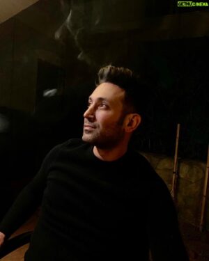 Sinan Çalışkanoğlu Instagram - Hanım’a bakarken kayınçom yakalamasınmı 😎❤️🥂 #summer #shot #hanımcılık
Photo by @_erhansen