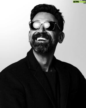 Sinan Çalışkanoğlu Instagram - @balkanerkan 👑❤️ #shoot #blackandwhite #saturdaymood #27martdünyatiyatrogünükutluolsun