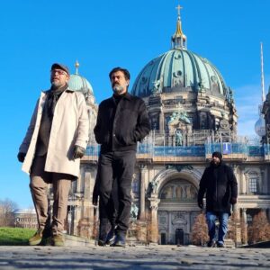 Sinan Tuzcu Instagram - Sipahi  Berlin’de son hızla çekimler devam ediyor… Aralıkta yayında olacağız … @erkanbekts 🎥 @hakaninanresmi @orcunbenlee 
😎🙌😎
@cnpfilmofficial 
@showtv 
@sipahidizitv 📸 by @emrullahj