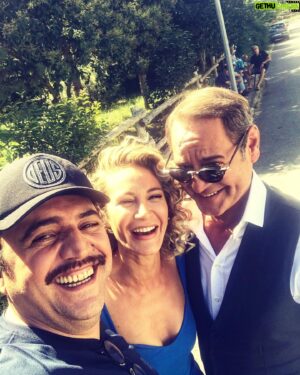 Şinasi Yurtsever Instagram - Güldük eğlendik . Sipazım mipazım geçirdik 😀 @ecedizdar @tarduflordunofficial