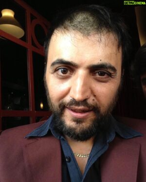 Şinasi Yurtsever Instagram - Bir zamanlar BKM. #film#kostüm#önhazırlık#prova#styling#kalpazan#bkm#necatiakpınar#selçukaydemir#deryaergün