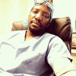 Sipiwe Moyo Instagram - 🎉 Happy Birthday to my love and hero @selborneparker who fights on the frontlines of #covid19 by day and is playing tea party and changing diapers by night 🥇We love you so much 😘😍🥰
.
.
.
#stayhomesavelives