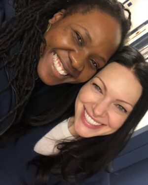 Sipiwe Moyo Instagram - 🧡WOW🖤 10 YEARS!!! I remember watching @oitnb for the first time at home and my mind being blown at seeing so many female and gender non-binary NYC actors of color doin’ the damn thang! So you can imagine my delight when #adeola came into my life and the rest was history. But not ALL history, because my #orangefamily is forever and still some of my best friends and greatest support system. Congratulations to the whole family for making history and thank you to @ijnej @jennifer_euston_casting @theladysja for this dream-come-true experience 🧡🖤🧡#orangeforever
.
.
.
.
.
.

#oitnb #netflix #oitnbseason6 ##bts #orangeforever #oitnbseriesfinale #adeola  @oitnb @netflix #adeolaaddict #dblock #lorna #yaelstone #impressions #jail #tothemax #prison #bunkie
.#oitnb #netflix #oitnbseason6 #oitnbseason7 #bts #orangeforever #oitnbseriesfinale #adeola  @oitnb @netflix #adeolaaddict #dblock #rats #lorna #tothemax #prison #oitnbseason6finale #rats #professionalrats #pousseywashingtonfund #orangeisthenewblack @sheisdash @daniebb3 @therebeccaknox @shirleyroeca @thebigfella @lauraprepon @yaelstone @nlyonne @uzoaduba @heyjenkeefe @danielladejesuavemente #sagstrike #sagaftrastrong #unionstrong