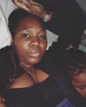 Sipiwe Moyo Instagram - Serving you “Mommy Realness”right now. 👶🏾A chocolate baby girl in each armpit👶🏾Haven’t slept much in a few weeks 😴 A global pandemic 🌎 😫🧼And I’ve got everything I need right here with me❤️Stay calm and stay strong 💪🏿