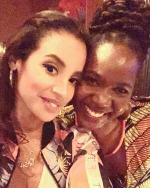 Sipiwe Moyo Instagram - 🧡🖤🧡 my partner in crime…your #selflovery is contagious! 😘❤️😘 #shesmellsgood 
.
.
.
.
.

#oitnb #netflix #oitnbseason6 #oitnbseason7 #bts #orangeforever #oitnbseriesfinale #adeola  @oitnb @netflix #adeolaaddict #dblock #jail #tothemax #prison #kickball #oitnbseason6finale #daschapolenco #orangefamily #selflovery #orangeisthenewblack  #ismellgood #daya