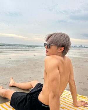 Siraphop Manithikhun Instagram - The beach is calling 🖤