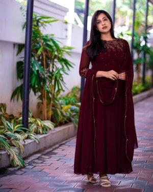 Sivakami Anantha Narayan Instagram - 👗: @alankaraboutique 
📷: @ajmalakbarphotography 
Edit creditzz: Mastu💗
 @mastaanii_