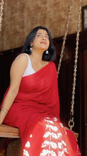 Sivakami Anantha Narayan Instagram - 👗: @luster_style_fashion_store 
📷: @sinanyyye