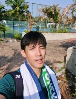 Sivakorn Lertchuchot Instagram - เช้า - ไหม้ - ร้อน 

🎾🔥☀️

#tennis