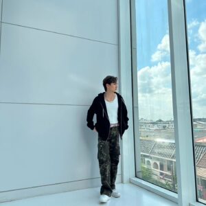 Siwat Jumlongkul Instagram - หันหลังดีแล้วครับ