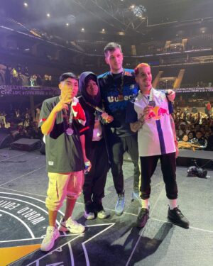 Skone Instagram - Hoy logramos el 2 puesto frente a unos @chutyvk y @marithearap intratables. Tras varios tropiezos , estamos dentrisimo. Gracias mi @nekroos_nside , te quiero mucho . Y gracias argentina, mi 2 casa ❤️