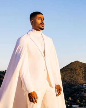 Skyh Alvester Black Instagram - @essence ❤️

@ghostwritervic 

Photographer: @stanlophotography 
MUA: @mua_ttt_tia 
Hairstylist: @dommiecole 
Videographer: @unleashedvizuals 
Dresses: @matopeda.atelier 
Custom suits: @eadenmyles