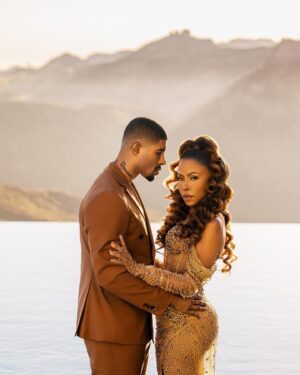 Skyh Alvester Black Instagram - @essence ❤️

@ghostwritervic 

Photographer: @stanlophotography 
MUA: @mua_ttt_tia 
Hairstylist: @dommiecole 
Videographer: @unleashedvizuals 
Dresses: @matopeda.atelier 
Custom suits: @eadenmyles