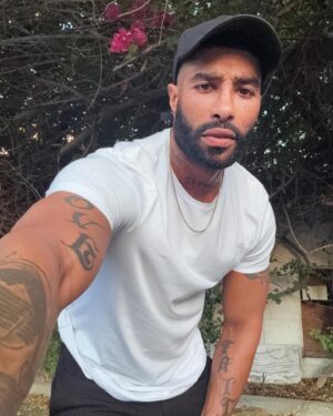 Skyh Alvester Black Instagram - 