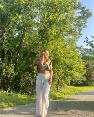 Skylar Dunn Instagram - It’s officially summer in my mind :)