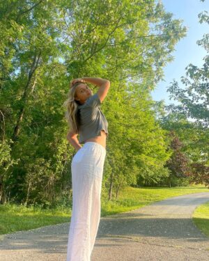 Skylar Dunn Instagram - It’s officially summer in my mind :)