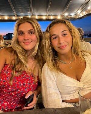 Skylar Dunn Instagram - Block 22 🌊⚓️✌🏻