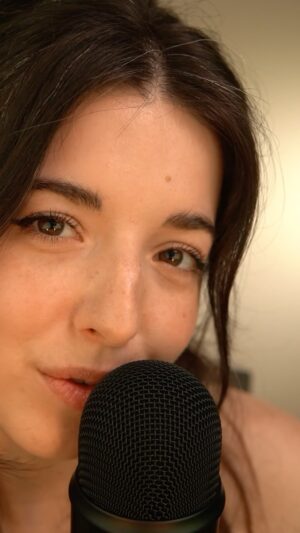 Slight Sounds ASMR Instagram - #ASMR Up-close kisses