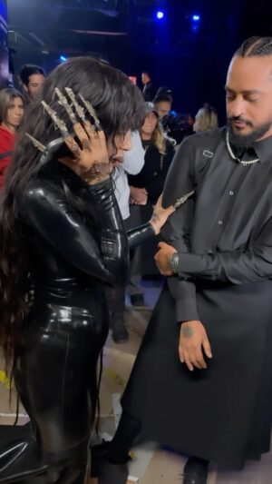 Slimane Nebchi Instagram - Quel merveilleux moment avec toi @loreenofficial 
Un grand merci pour tes mots et ton énergie 💜

#Eurovision2024 

What an amazing moment with you @loreenofficial 
Thank you so much for your words and your energy 💜