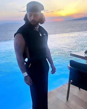 Slimane Nebchi Instagram - Mykonos. 😍🇬🇷
@cavotagoomykonos