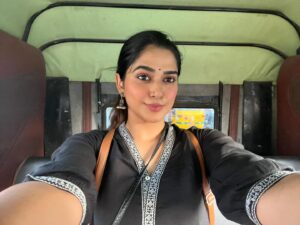 Smruthi Mohankumar Instagram - Some 🛺 selfies