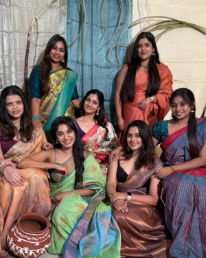 Smruthi Mohankumar Instagram - Pongal 2024 

Saree: @tribanga_india