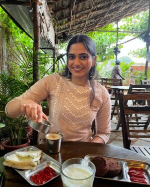 Smruthi Mohankumar Instagram - Coffee @kaylircanteen