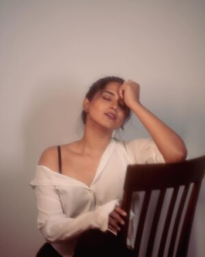 Smruthi Mohankumar Instagram - Darling, can I be your favourite?