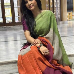 Sneha Deb Instagram - Some songs hold memories 🌈