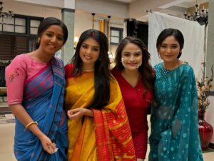 Sneha Deb Instagram - Girl’s Gang 💪🏻