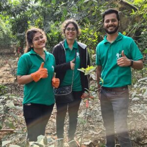 Snigdha Akolkar Instagram - This Republic day I got a chance to plant trees in aarey forest which is the only green patch of filter again the pollution in Mumbai. hashtag 😊 #lungsofmumbai 
Its initiative was taken #rewildingaarey in collaboration with #robinhoodarmy, and to my surprise, well recieved by youngsters. 
I had super fun planting Mahua, arjun and wild fig "Umber" trees #forestfood trees.
#happyrepublicday🇮🇳 everyone!
#savearreyforest 
#saveourplanet