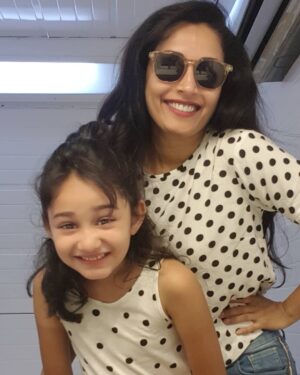 Snigdha Akolkar Instagram - Me and Myra #twinning #polkadots #Happygirls 👩‍👧