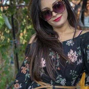 Snigdha Akolkar Instagram - Throwback #sulafest .
.
.
.
.
.
#boho #nofilter #tbt