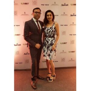 Snigdha Akolkar Instagram - About last evening! 🏞
Congratulations @singhvinay2802  for a successful Preview party at #lakeviewcafe @renaissancemum