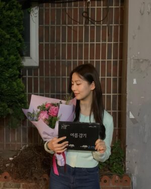 So A-rin Instagram - 티빙에서 <여름 감기>가 선공개 됐어요!! 보러가기🖤